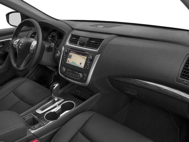 Used 2017 Nissan Altima 3.5 SL w/ 3.5SL Technology Package image 19