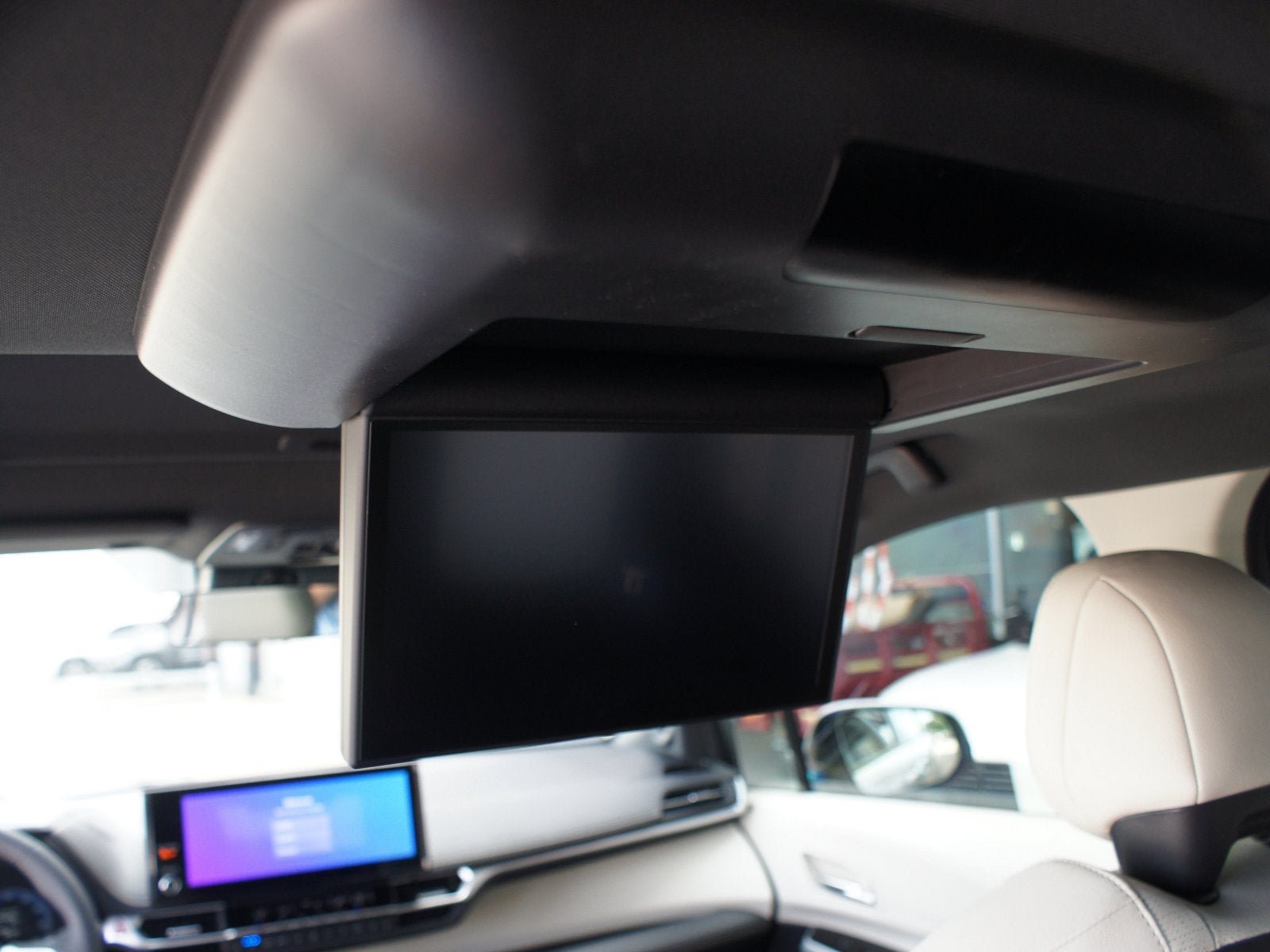 New 2026 Toyota Sienna Platinum AWD/4WD image 7