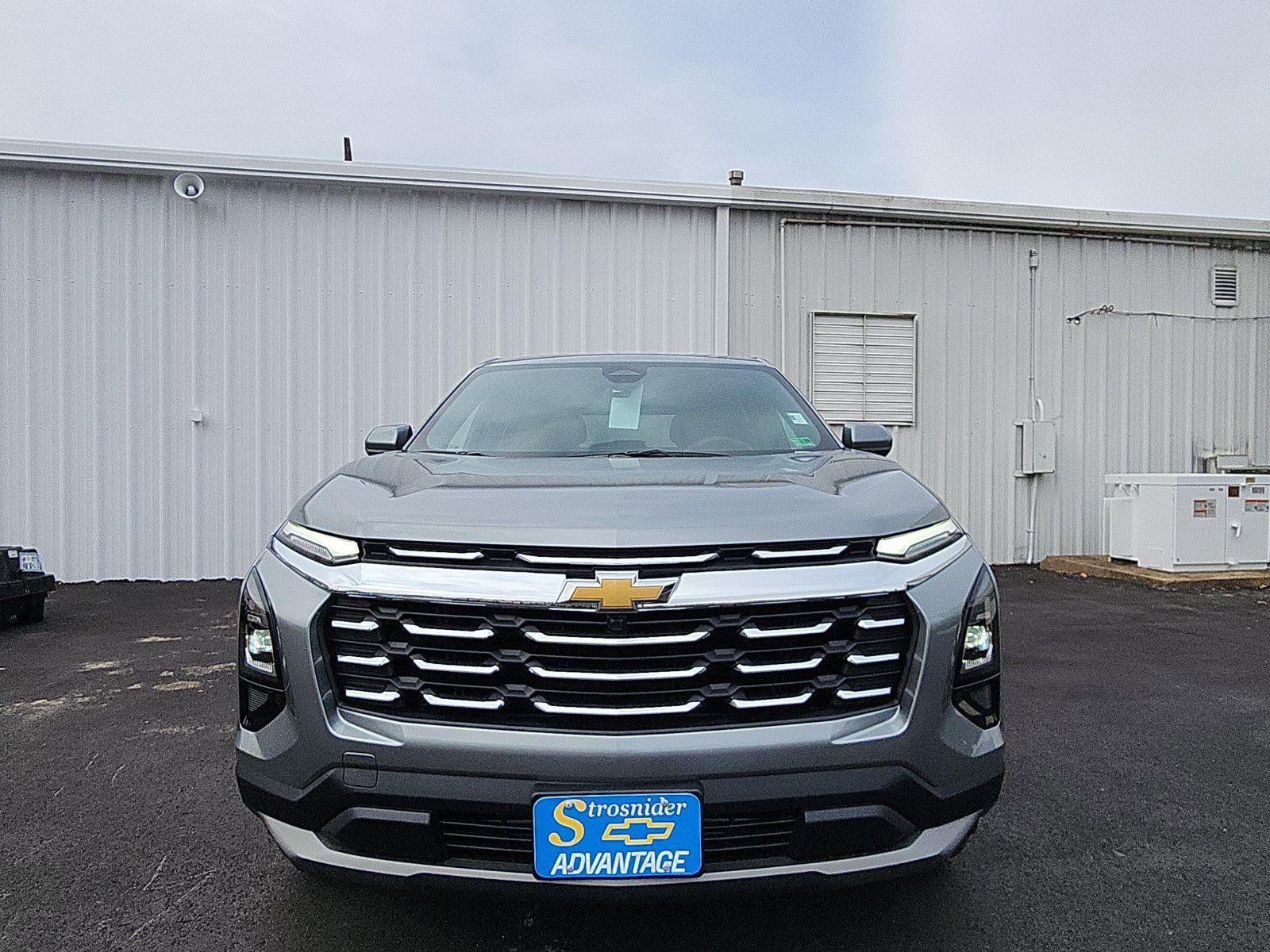 New 2026 Chevrolet Equinox LT w/ Convenience Package II image 8