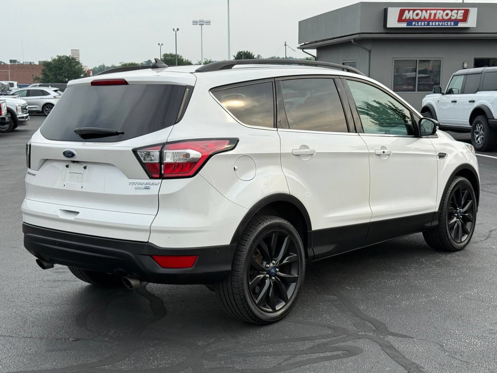 Used 2018 Ford Escape Titanium w/ Ford Safe & Smart Package AWD/4WD image 4