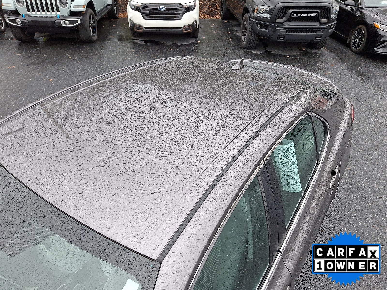 Used 2023 Toyota Camry SE image 12