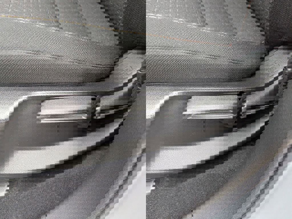 Used 2024 Honda HR-V Sport image 18