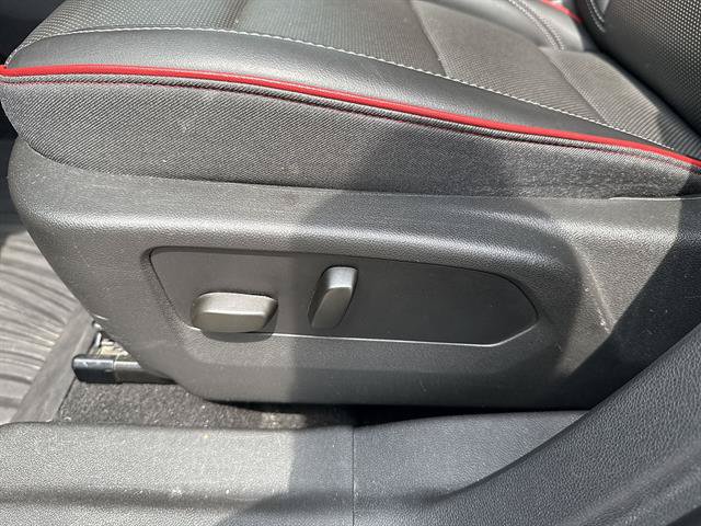 Certified 2022 Buick Envision Essence w/ Technology Package II FWD image 42