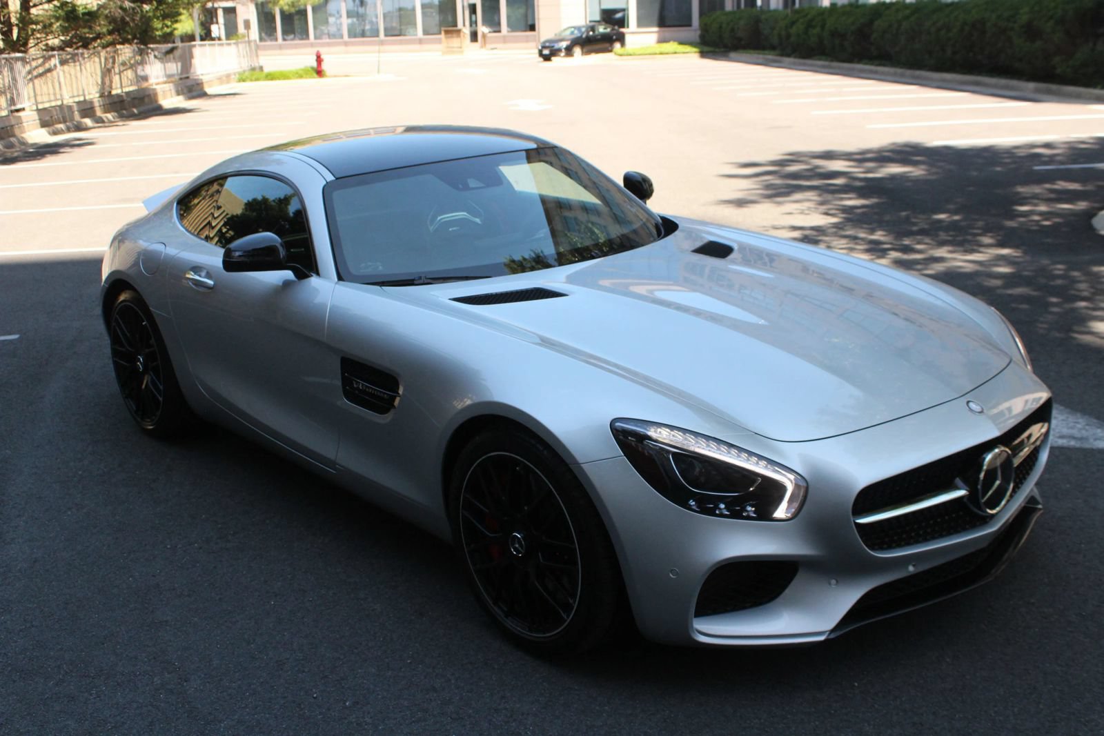 Used 2016 Mercedes-Benz AMG GT S image 3