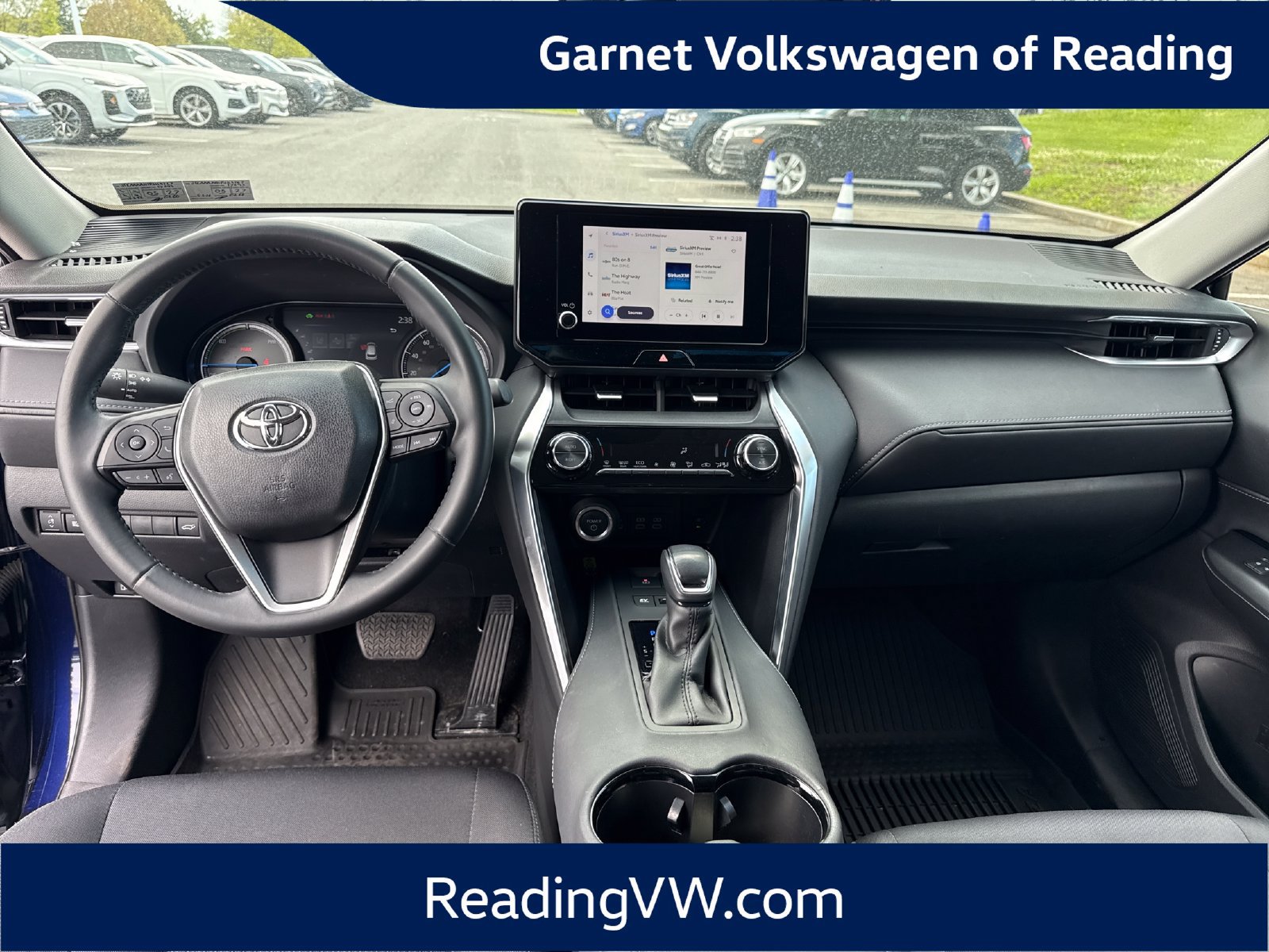 Used 2023 Toyota Venza LE AWD/4WD image 12