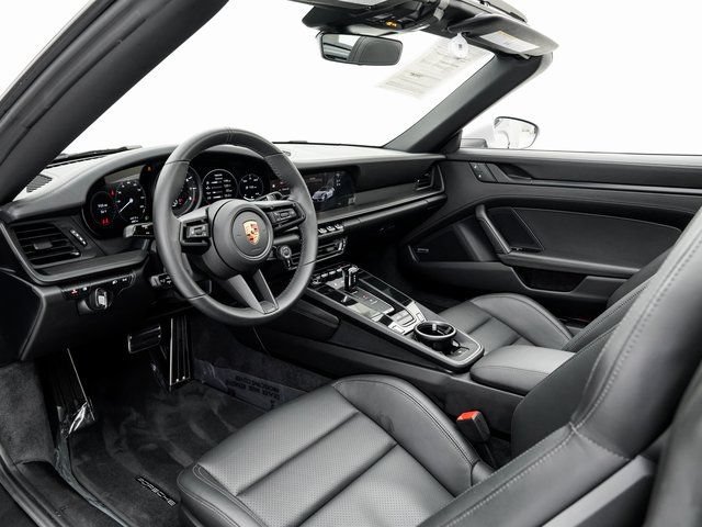 Certified 2024 Porsche 911 Targa 4 GTS AWD/4WD image 4