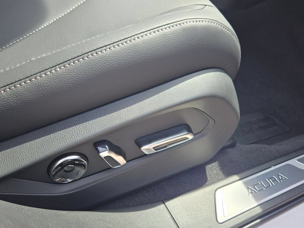 New 2026 Acura RDX SH-AWD image 8