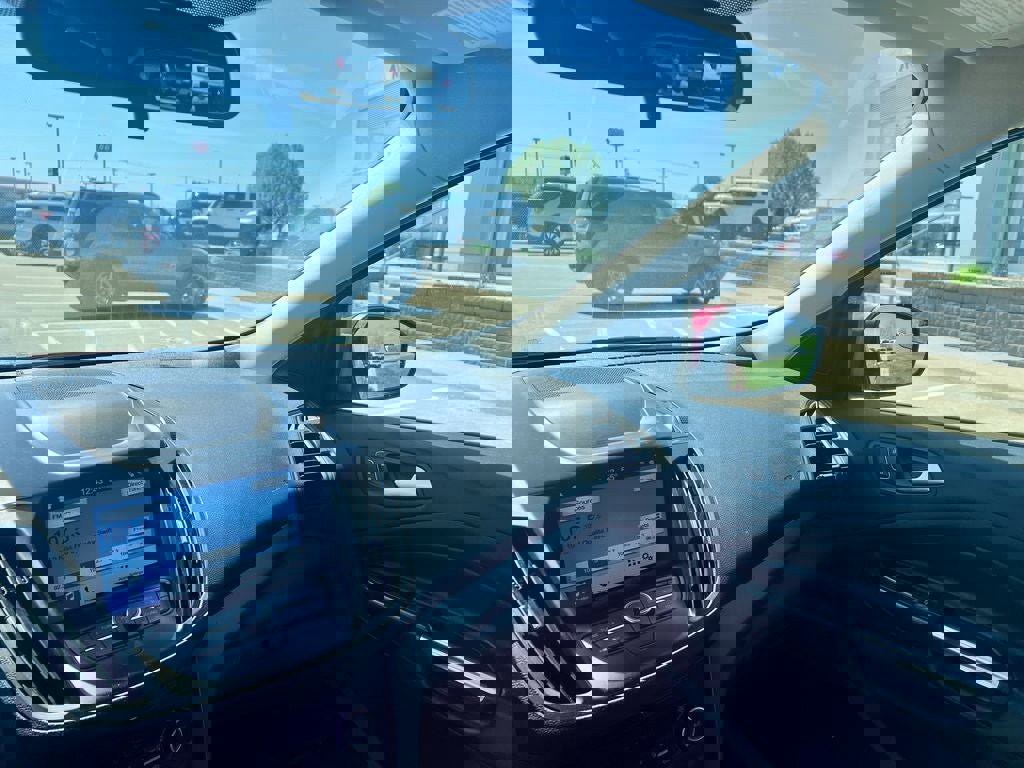 Certified 2019 Ford Escape SE AWD/4WD image 18