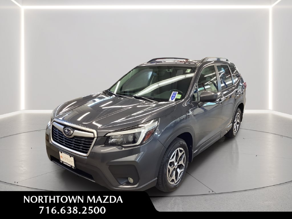 Used 2021 Subaru Forester Premium AWD/4WD image 1