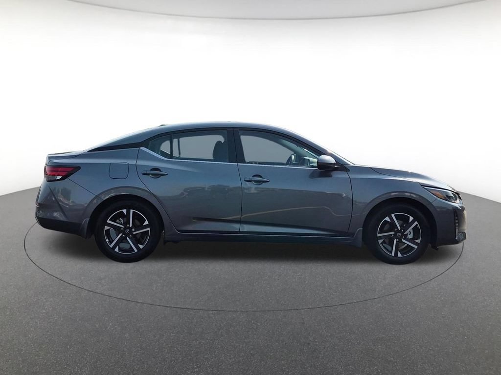 Used 2025 Nissan Sentra SV w/ All-Weather Package FWD image 4
