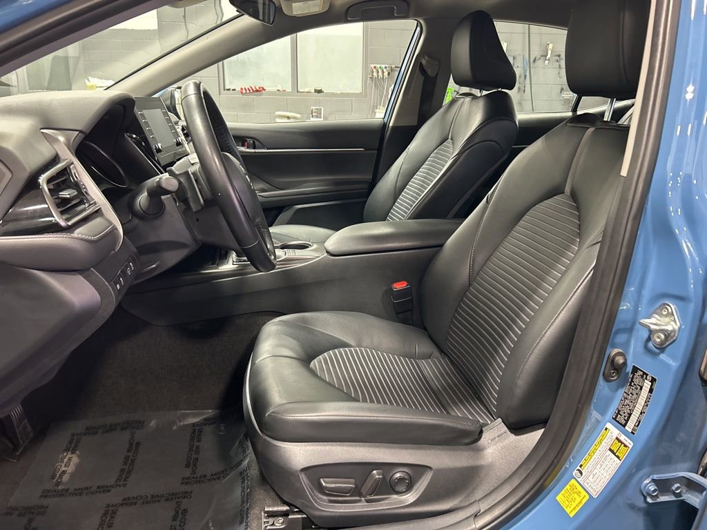 Used 2024 Toyota Camry SE image 26