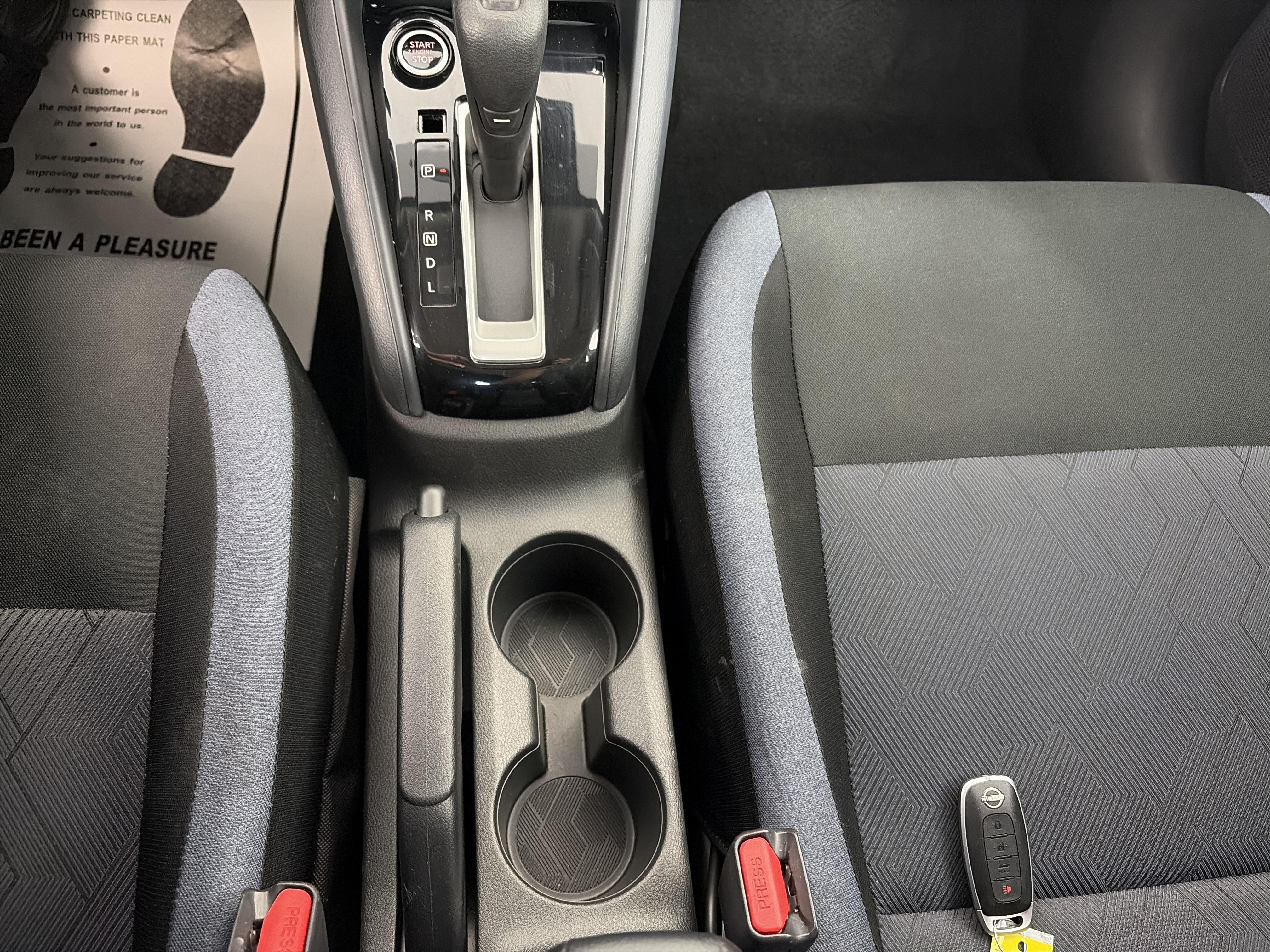 Used 2025 Nissan Versa SV w/ Trunk Package FWD image 22