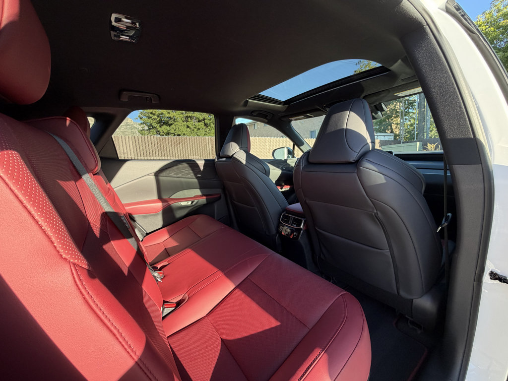 Used 2024 Lexus RX 350 F Sport w/ Convenience Package AWD/4WD image 16