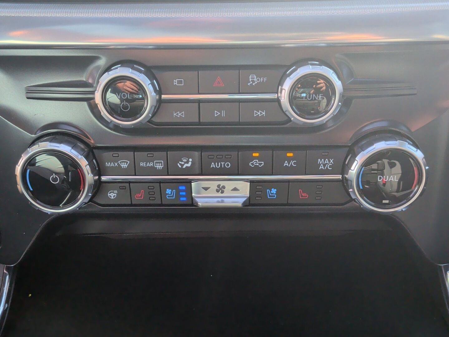 New 2026 Ford F150 Lariat w/ Equipment Group 501A Mid image 18