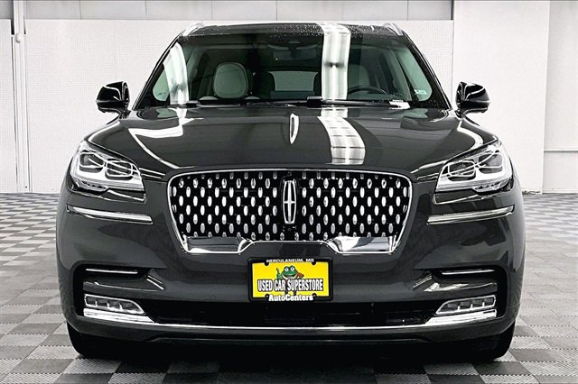 Used 2024 Lincoln Aviator Black Label w/ Dynamic Handling Package image 3