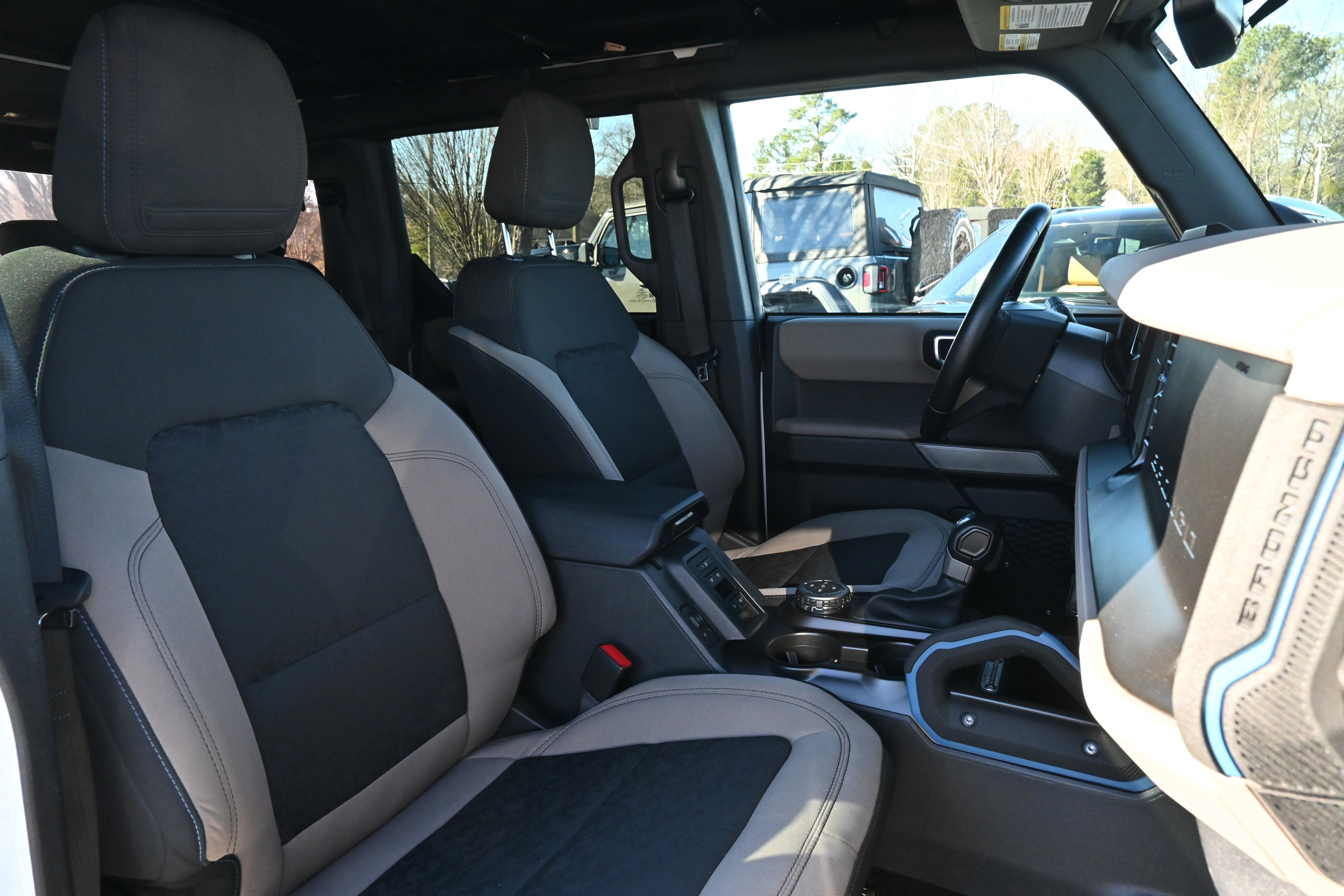 Used 2023 Ford Bronco Wildtrak image 18