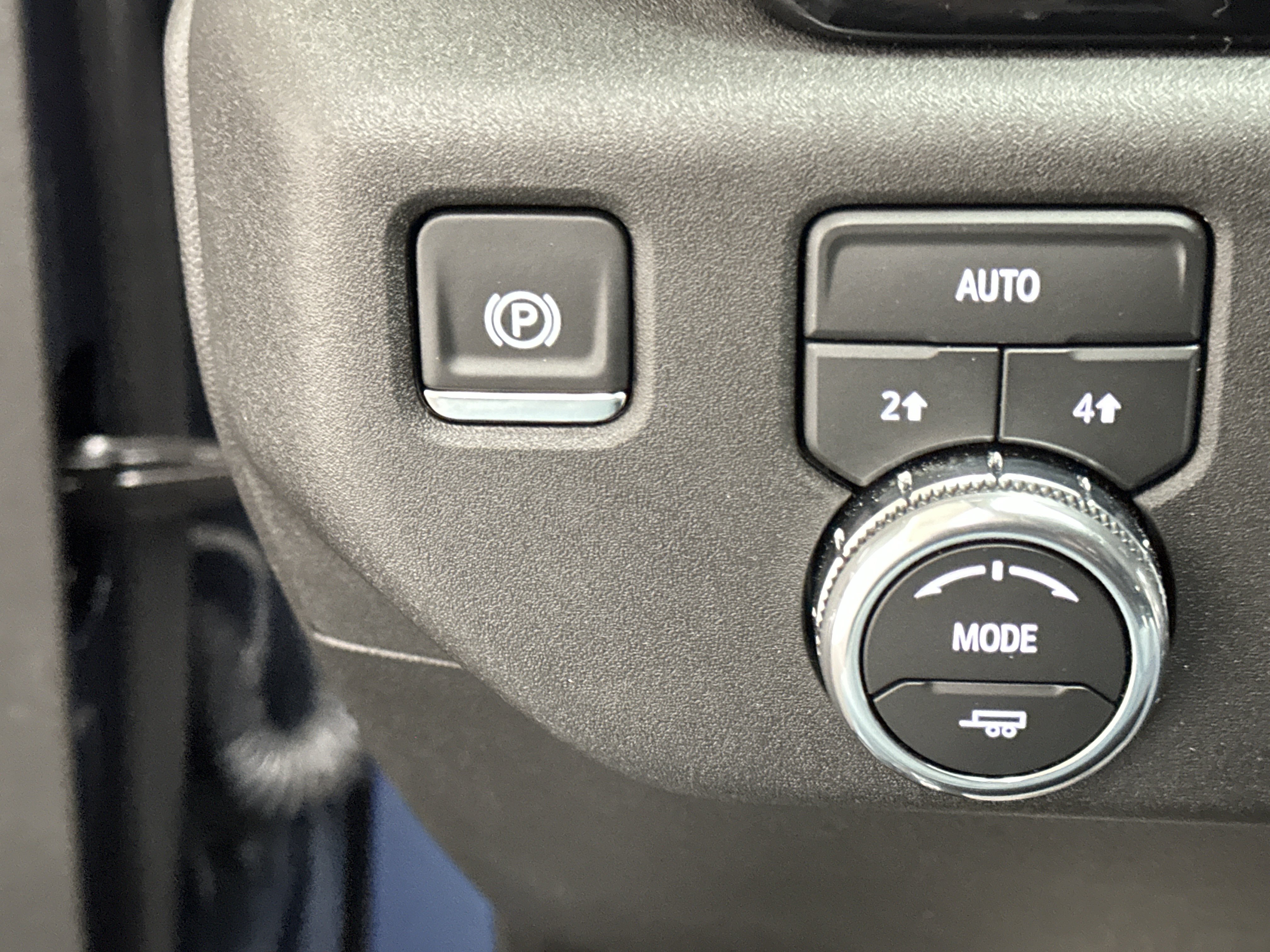 Used 2026 GMC Sierra 1500 Elevation w/ LPO, Elevation Black Package AWD/4WD image 38