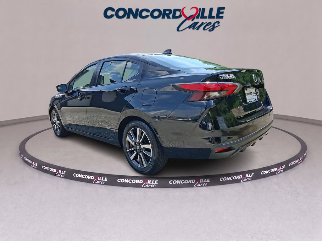 Used 2021 Nissan Versa SV FWD image 4