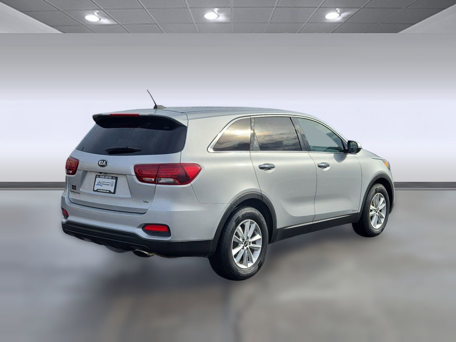 Used 2019 Kia Sorento LX image 8