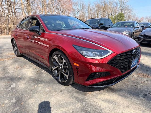 Used 2023 Hyundai Sonata SEL Plus FWD image 2
