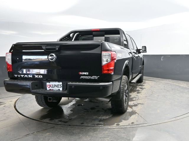 Used 2016 Nissan Titan PRO-4X w/ Pro-4x Convenience Package AWD/4WD image 9