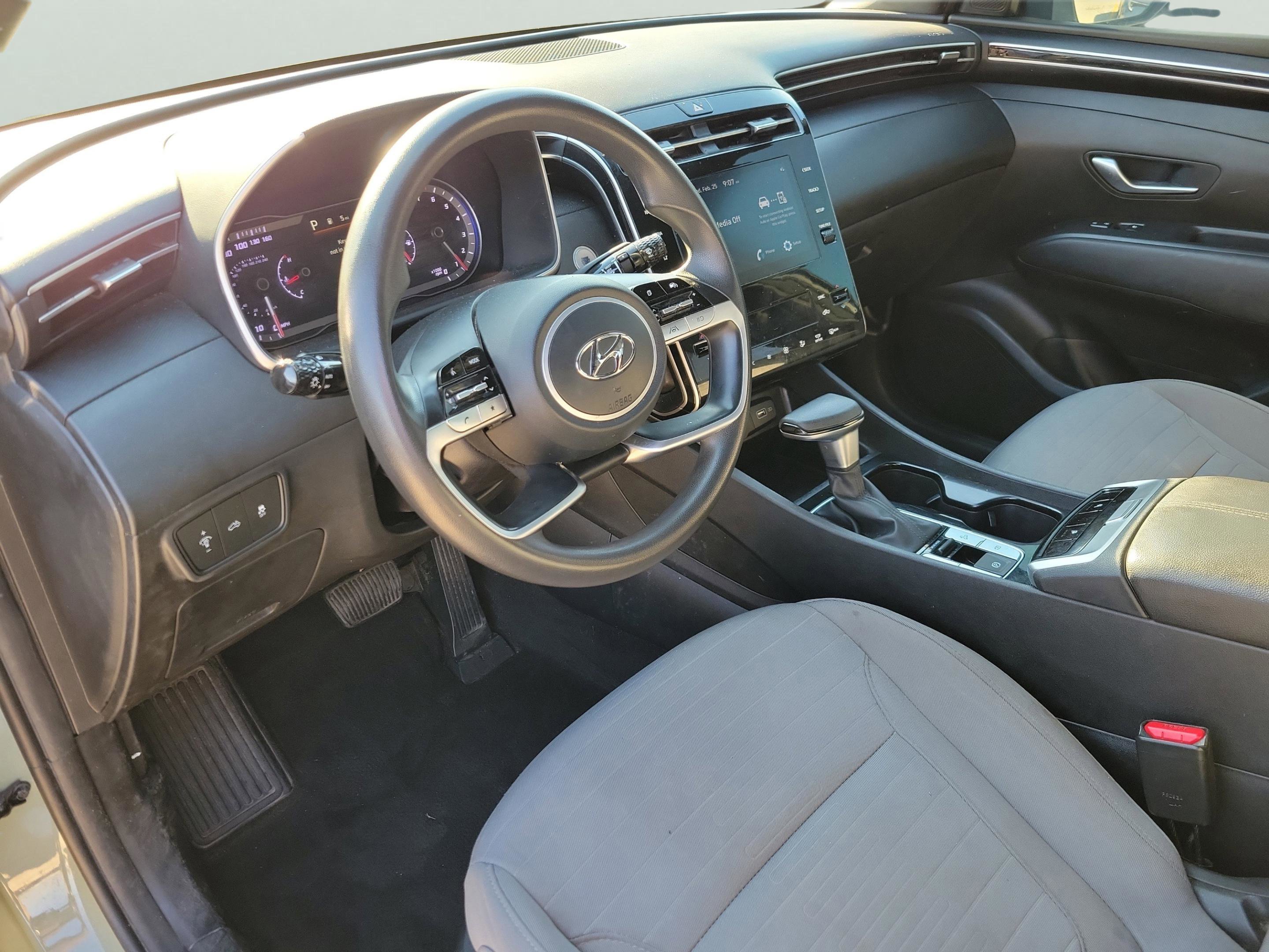 Certified 2024 Hyundai Santa Cruz SEL image 14