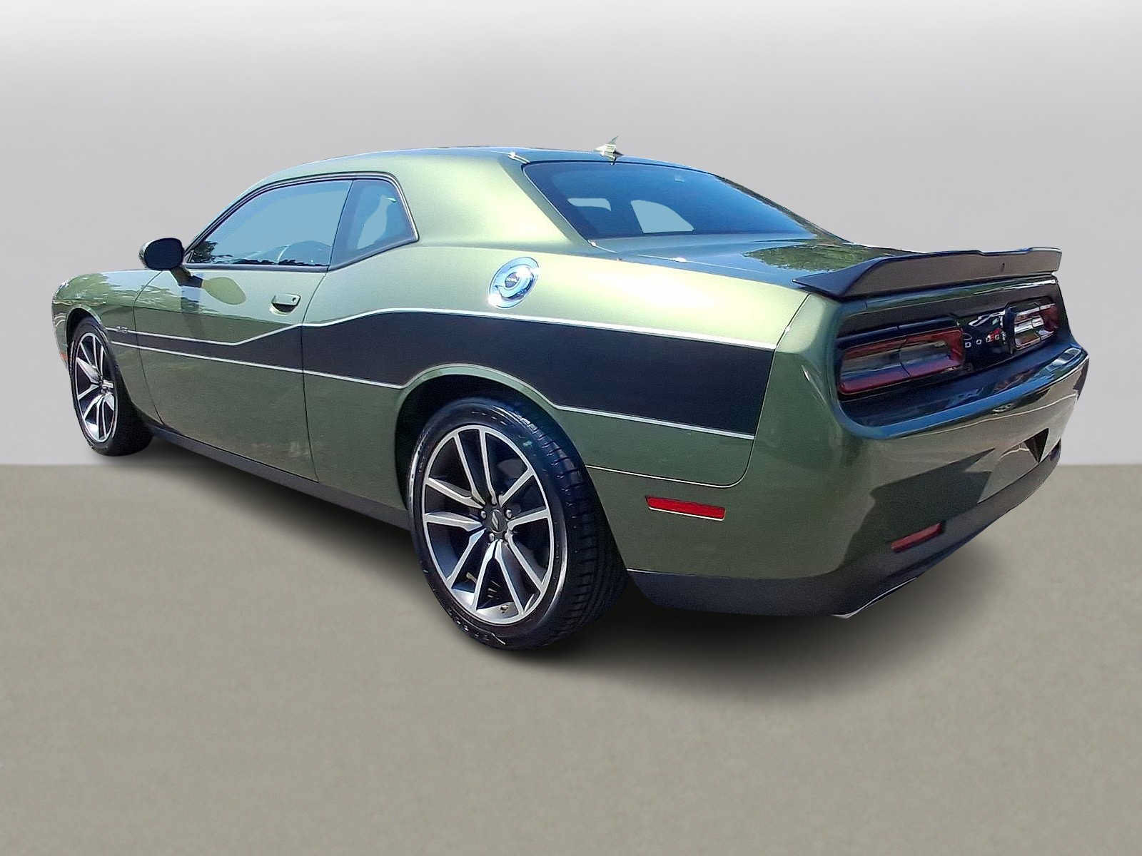 Used 2023 Dodge Challenger R/T RWD image 28