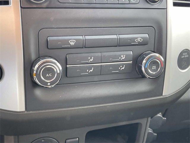 Used 2013 Nissan Frontier SV image 25