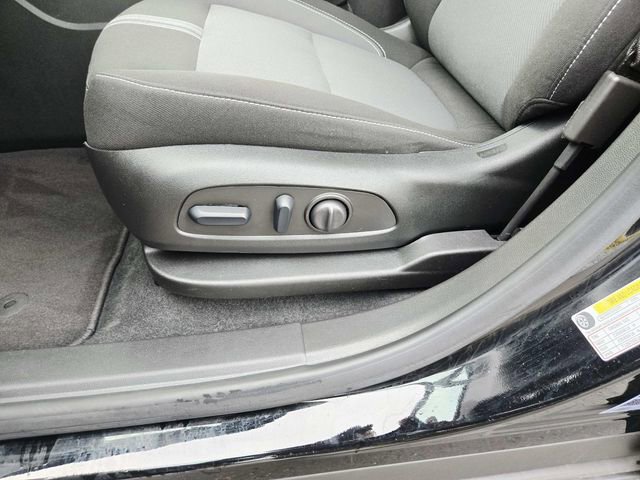 Used 2025 Chevrolet Blazer LT w/ Midnight/Sport Edition image 30