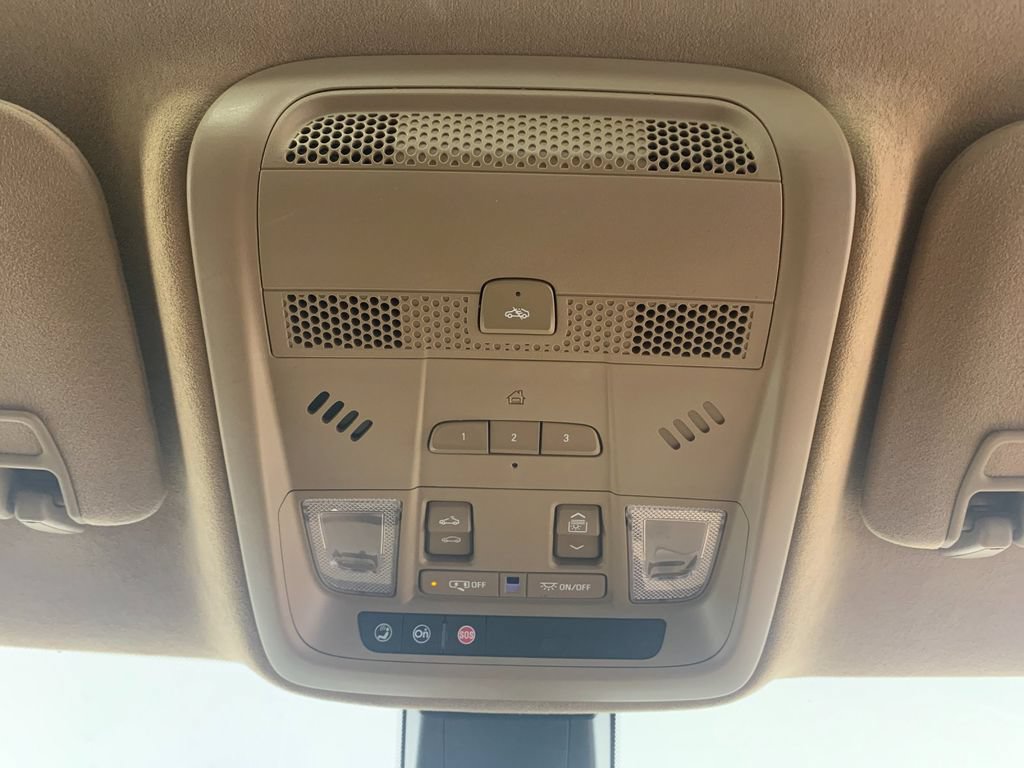 Used 2019 Cadillac XT5 Platinum AWD/4WD image 28