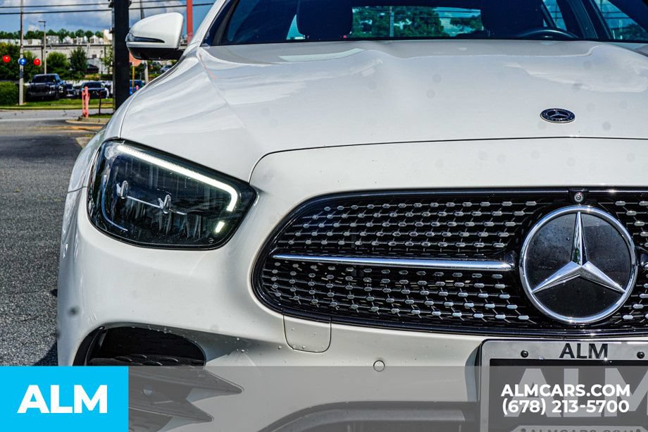Used 2023 Mercedes-Benz E 350 Sedan image 11