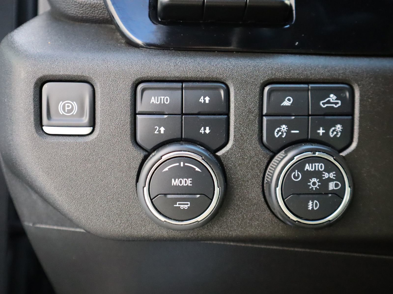 Used 2023 Chevrolet Silverado 1500 High Country w/ High Country Premium Package image 34