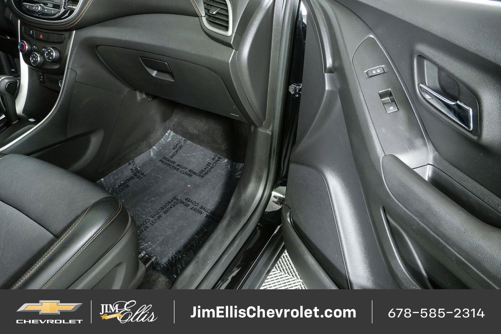 Certified 2020 Chevrolet Trax LT w/ LT Convenience Package AWD/4WD image 22