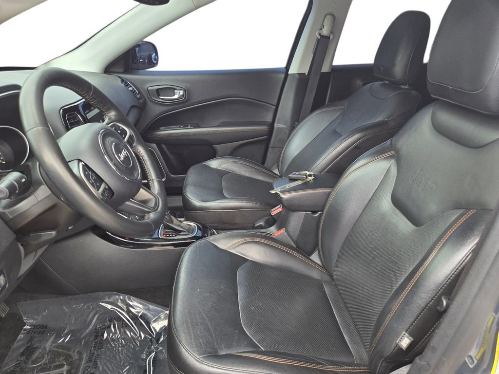 Used 2018 Jeep Compass Limited w/ Navigation Group AWD/4WD image 18