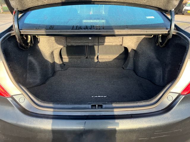 Used 2012 Toyota Camry SE image 12