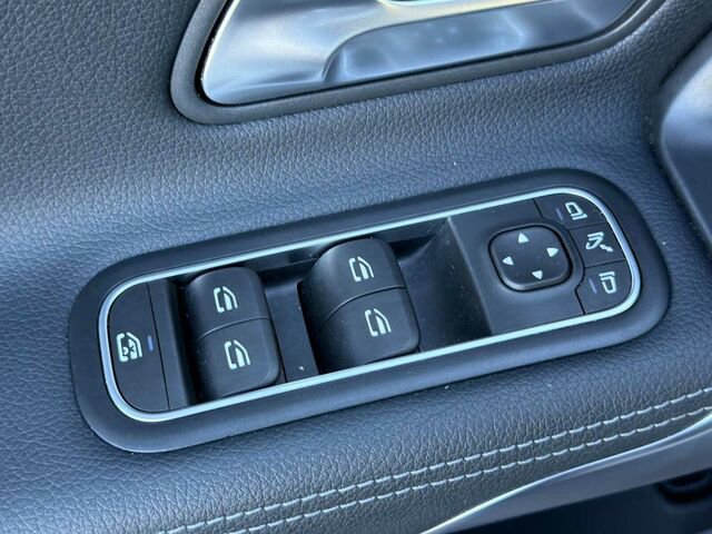 Certified 2025 Mercedes-Benz CLA 250 image 14