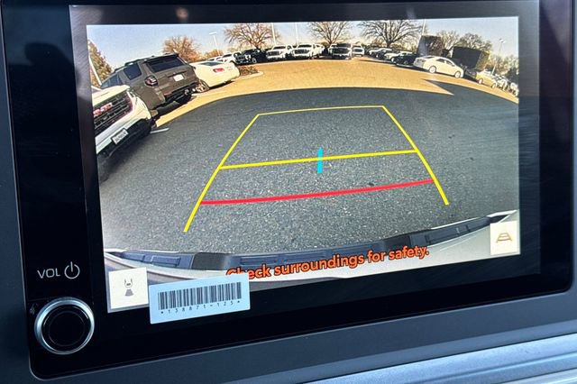 Used 2025 Toyota Tacoma SR5 image 27