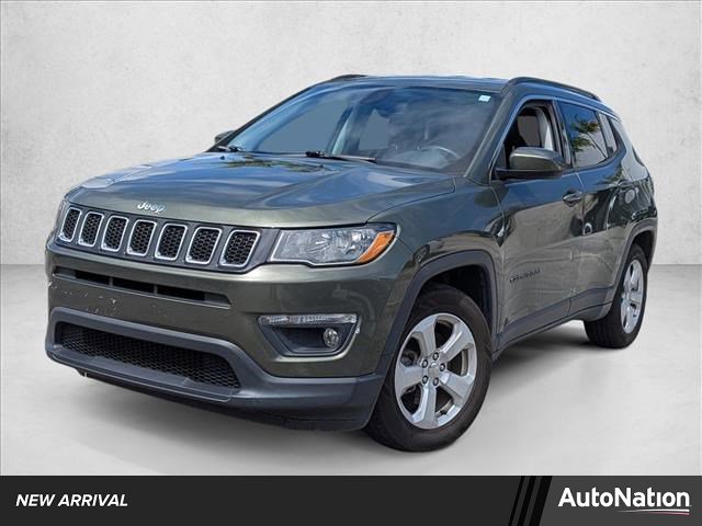 Used 2019 Jeep Compass Latitude w/ Cold Weather Group image 1