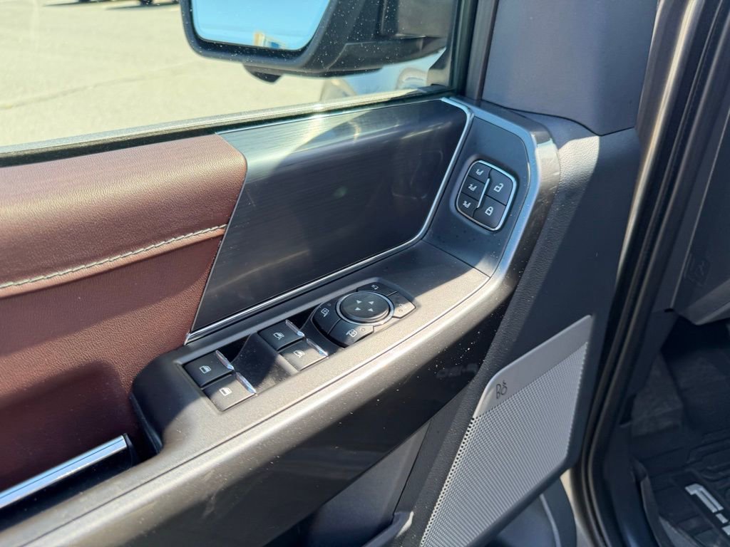 Used 2022 Ford F150 Lariat AWD/4WD image 15