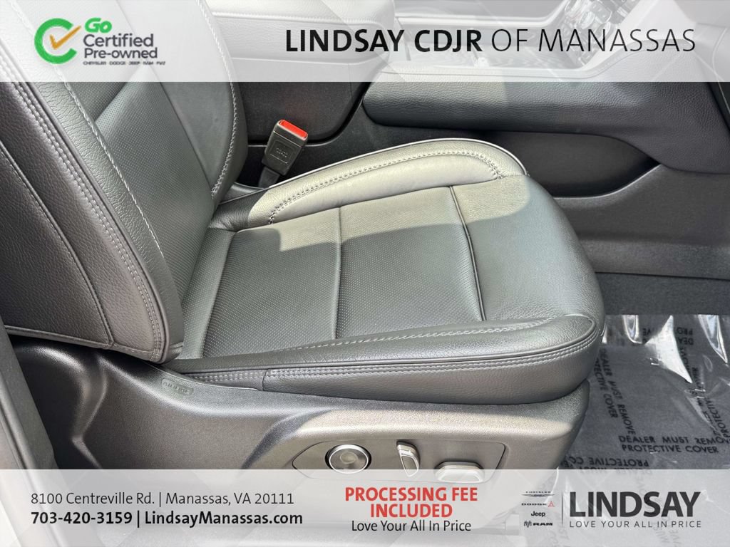 Used 2024 GMC Yukon XL Denali AWD/4WD image 14