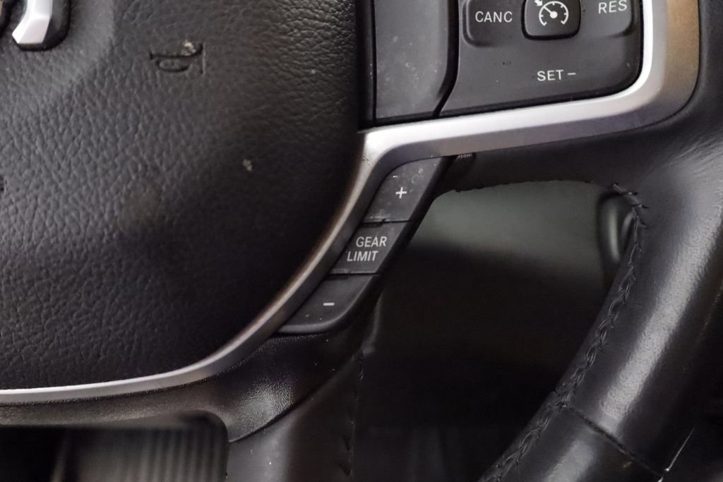 Used 2023 RAM 1500 Big Horn AWD/4WD image 40
