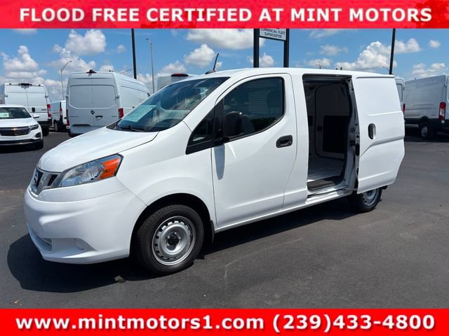Used 2020 Nissan NV200 S FWD image 14