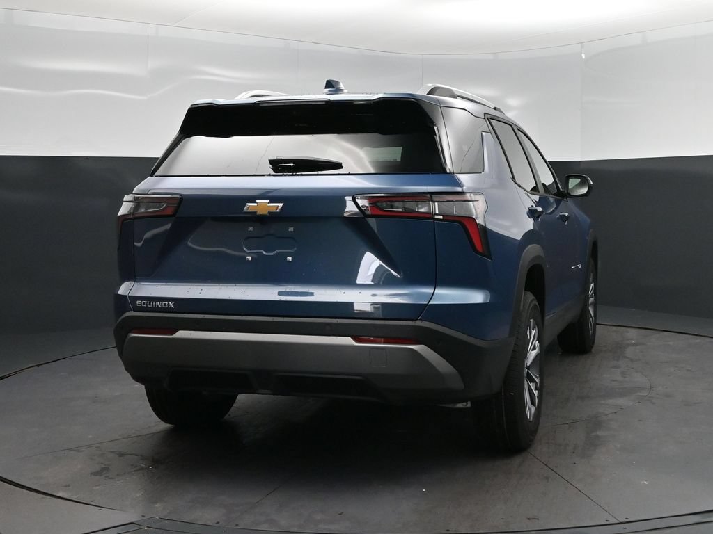 New 2026 Chevrolet Equinox LT w/ Safety and Technology Package FWD image 7