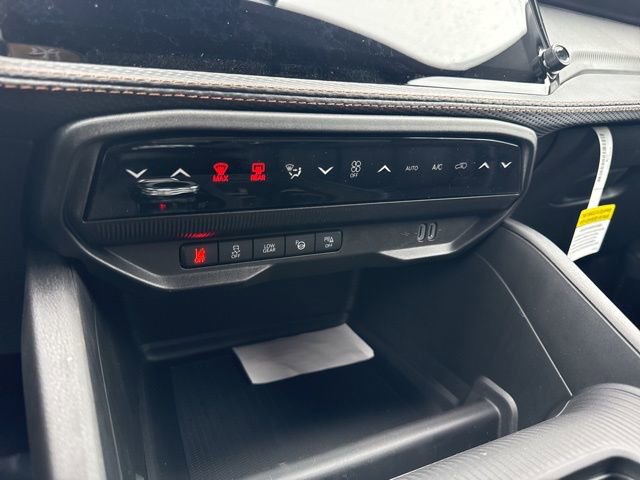 New 2026 Jeep Cherokee Overland image 30