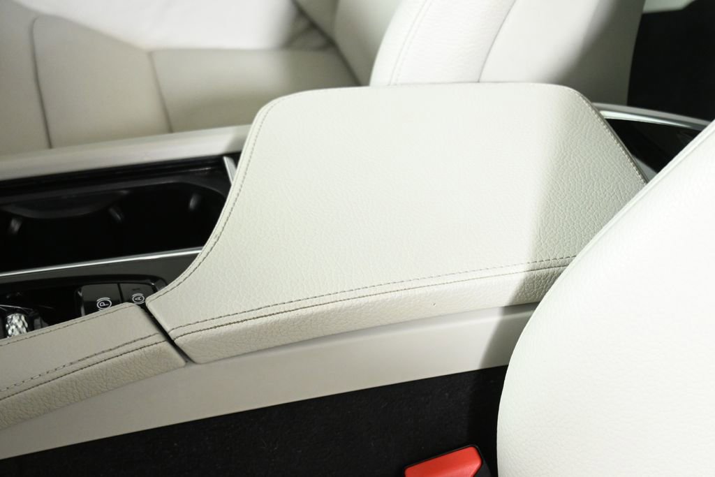 Used 2018 Volvo S90 T5 Momentum w/ Convenience Package image 26