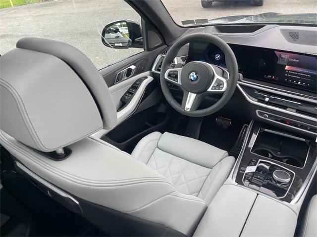 New 2026 BMW X5 xDrive40i w/ M Sport Package image 21