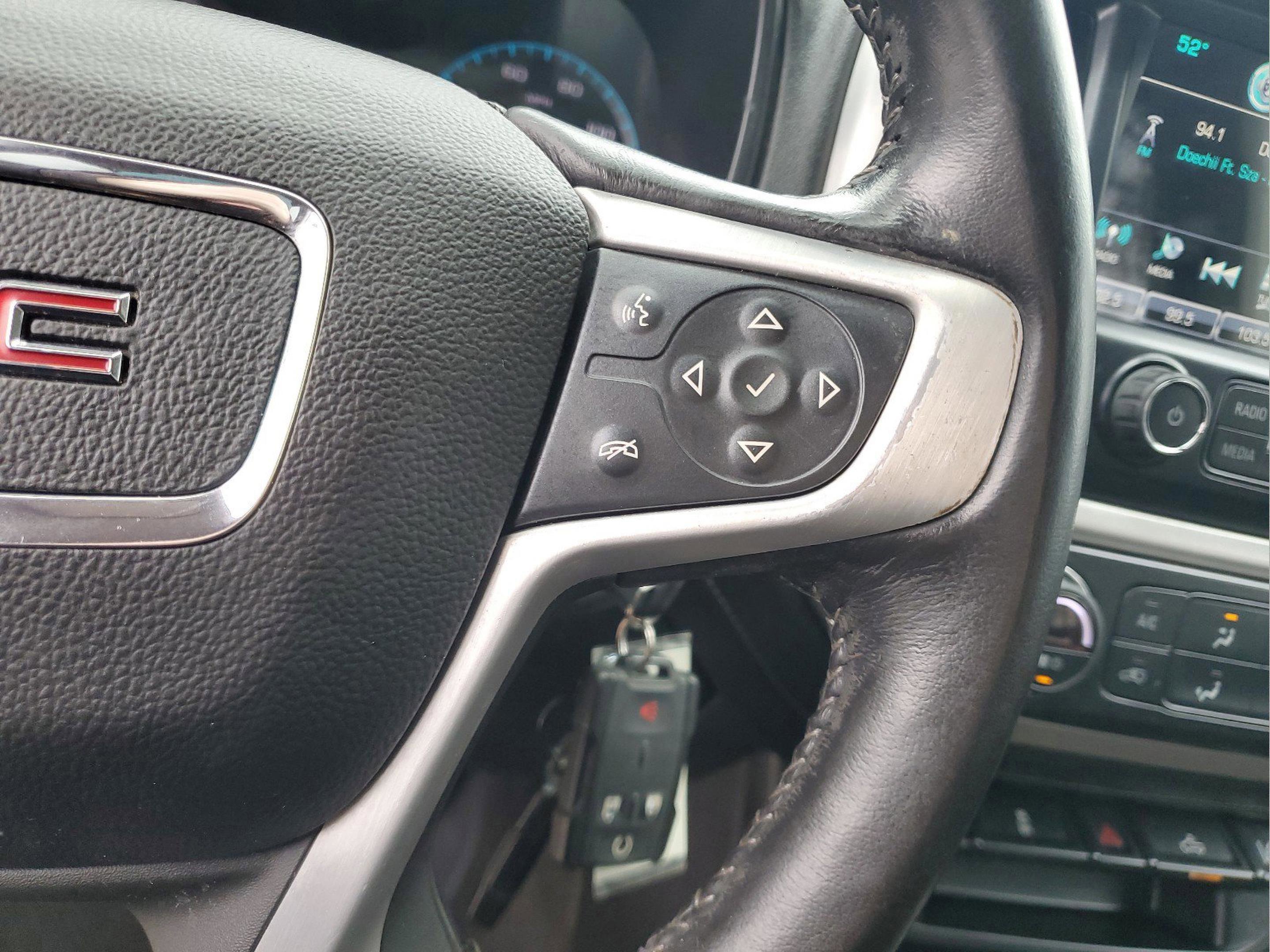 Used 2017 GMC Canyon SLE w/ Nightfall Edition image 11