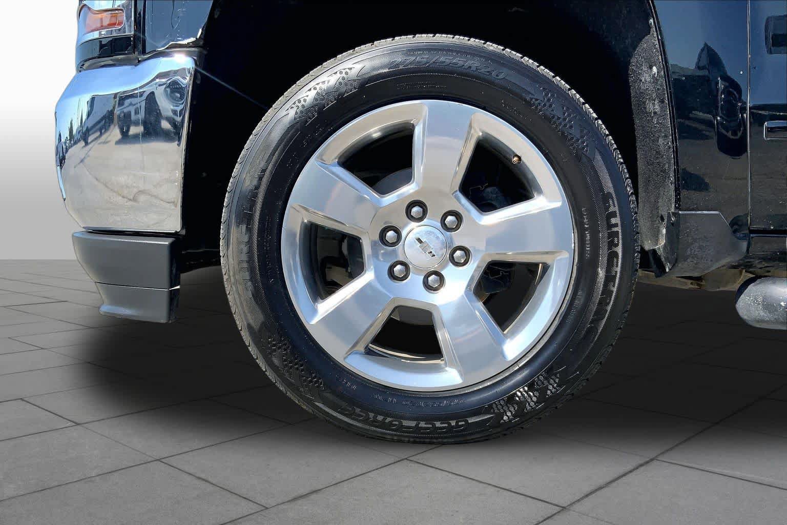 Used 2017 Chevrolet Silverado 1500 LT w/ Texas Edition RWD image 11