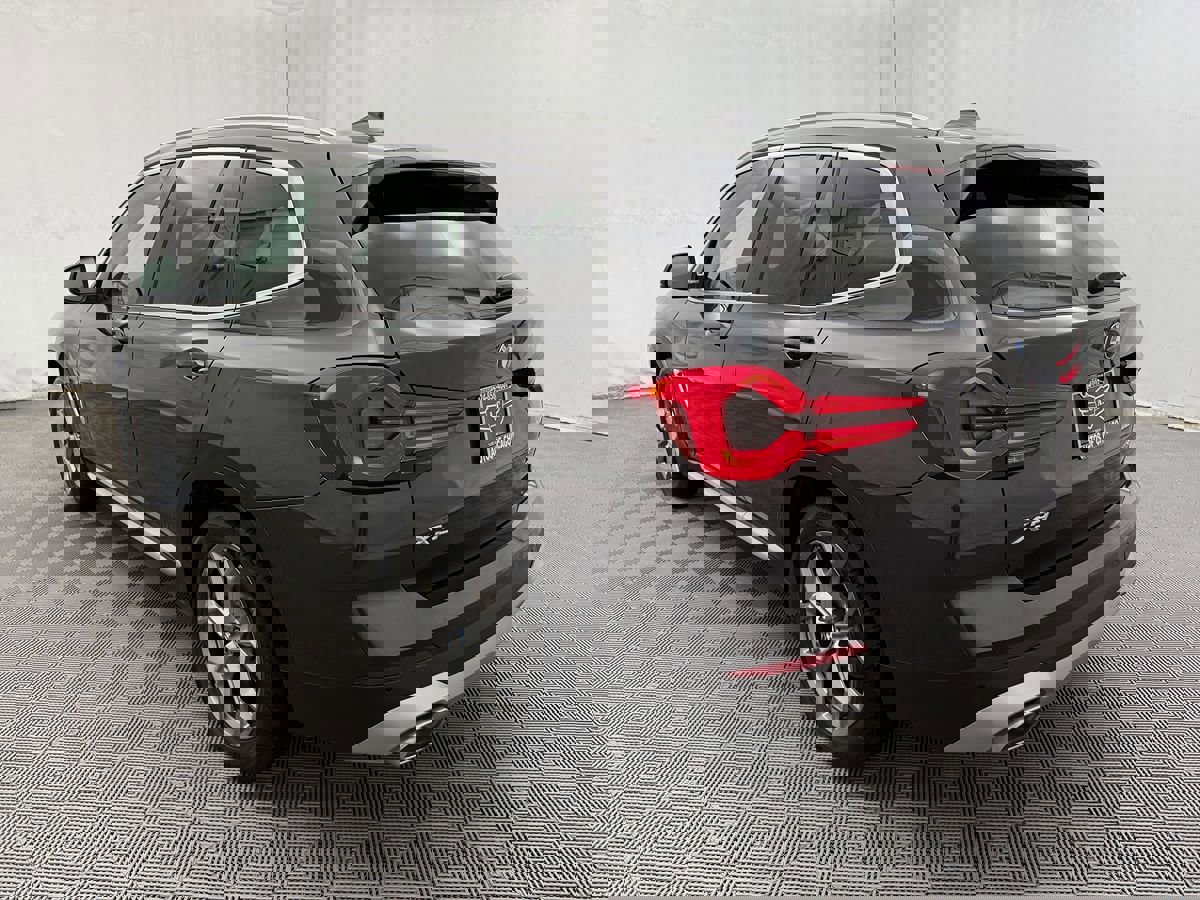 Used 2024 BMW X3 xDrive30i image 5
