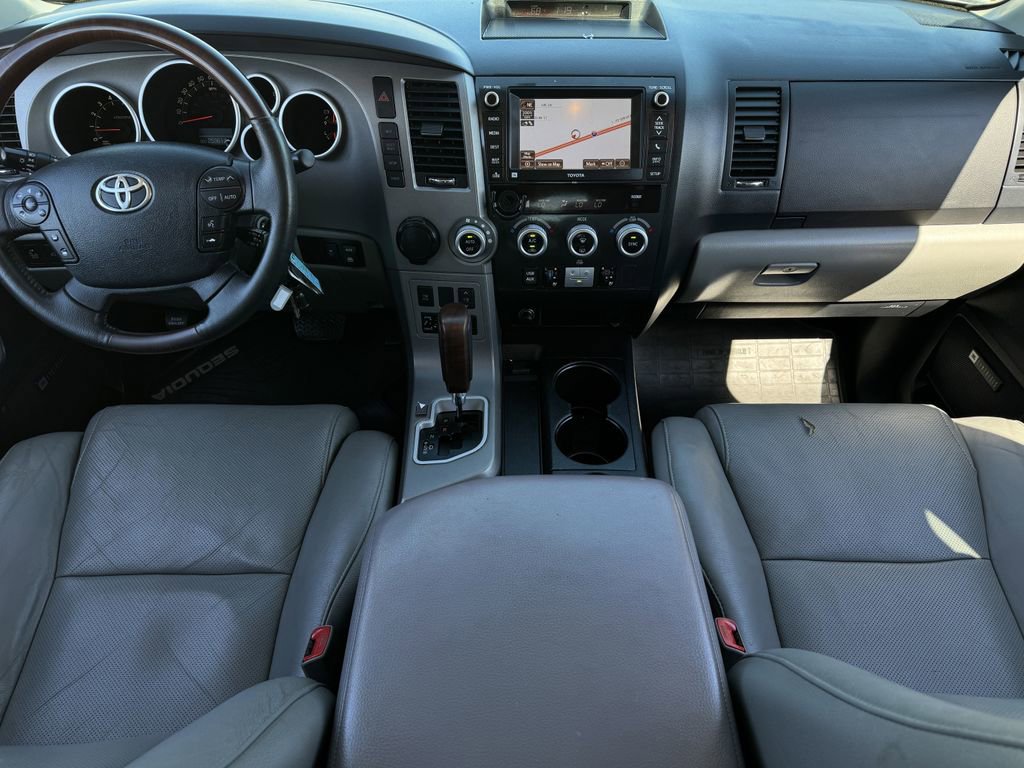 Used 2013 Toyota Sequoia Platinum image 12